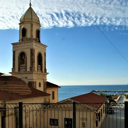 Bellezza In Cilento Panoramic Apts * 카스텔라바테