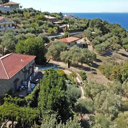 Bellezza In Cilento Panoramic Apts * Castellabate