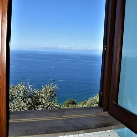 Bellezza In Cilento Panoramic Apts Appartamento