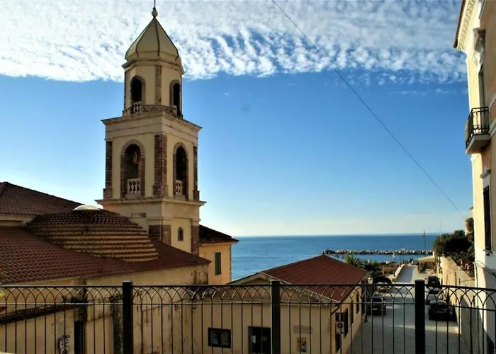 Bellezza In Cilento Panoramic Apts * Castellabate